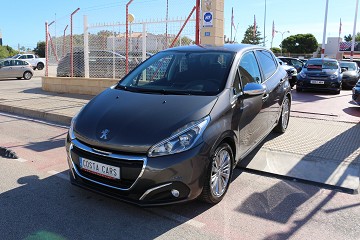 Peugeot 208 STYLE 1.2 PURETECH  - Costa Cars